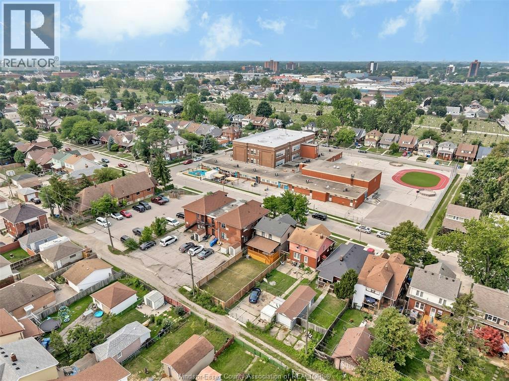1362 Elsmere, Windsor, ON, N8X 4G8 - 35