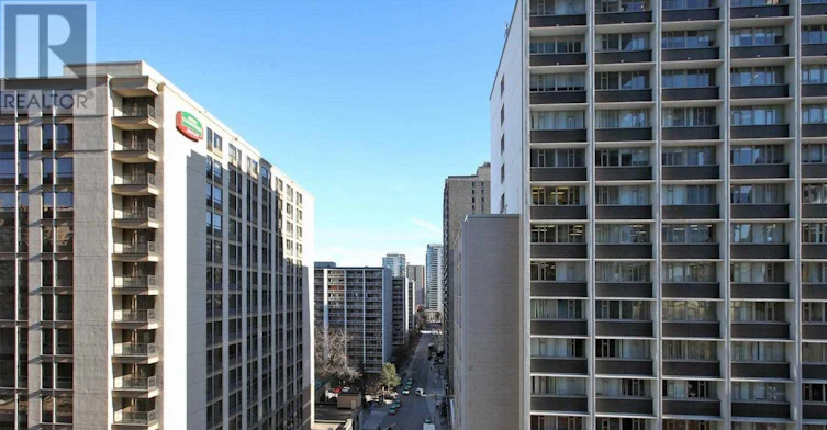 1106-7 Grenville Street, Toronto, ON, M4Y 1A1 - 32
