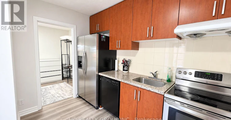 UPPER-34 Carus Avenue, Toronto, ON, M6G 2A4