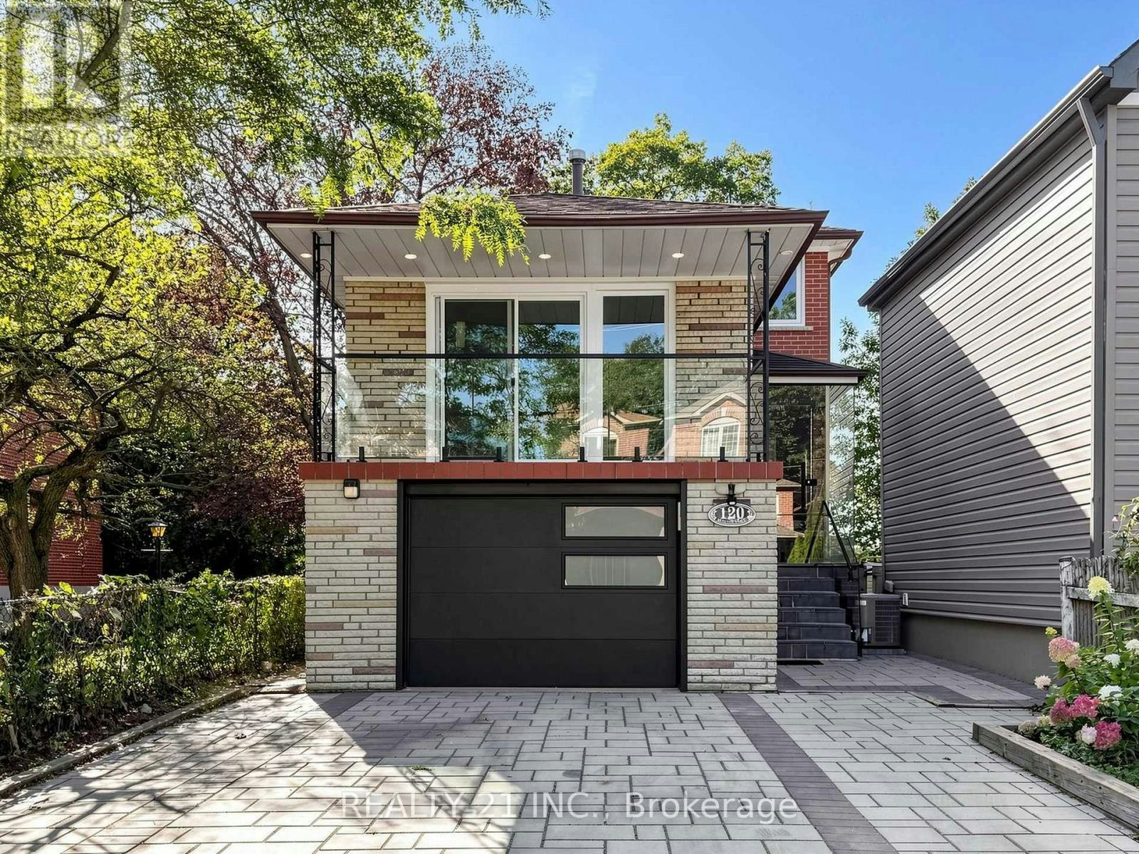 120 Queensbury Avenue, Toronto, ON, M1N 2X7