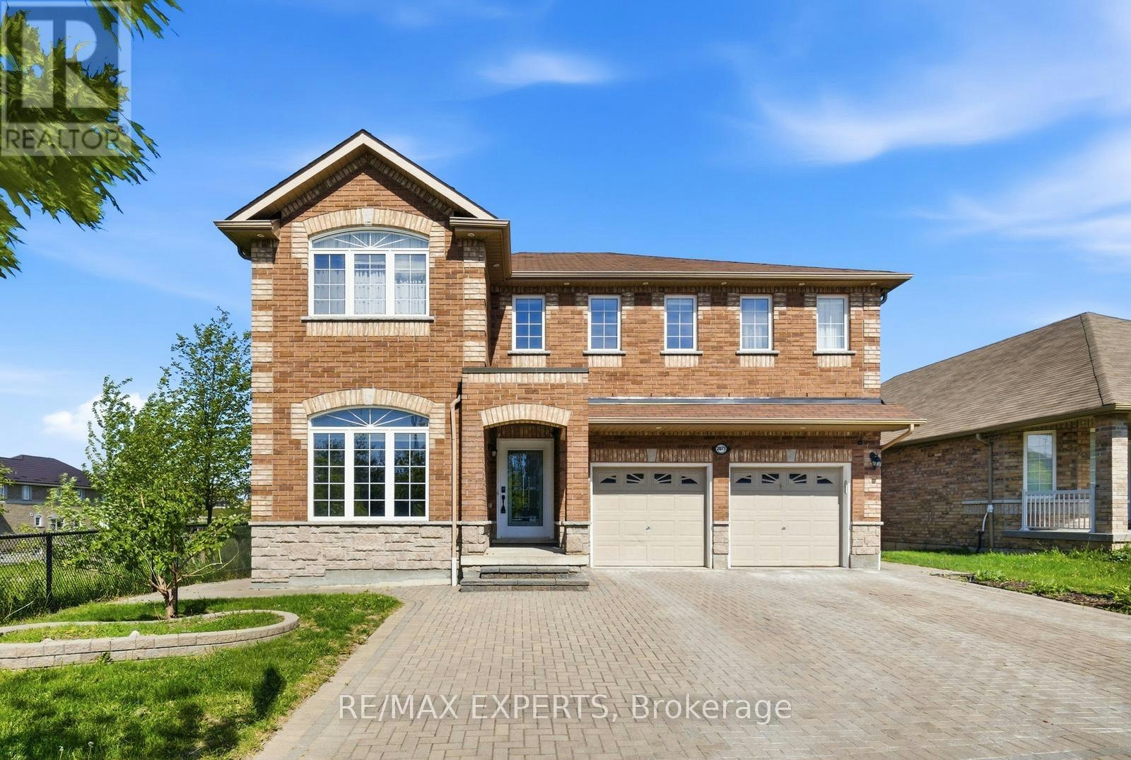 2071 Gibson Street, Innisfil, ON, L9S 4B7