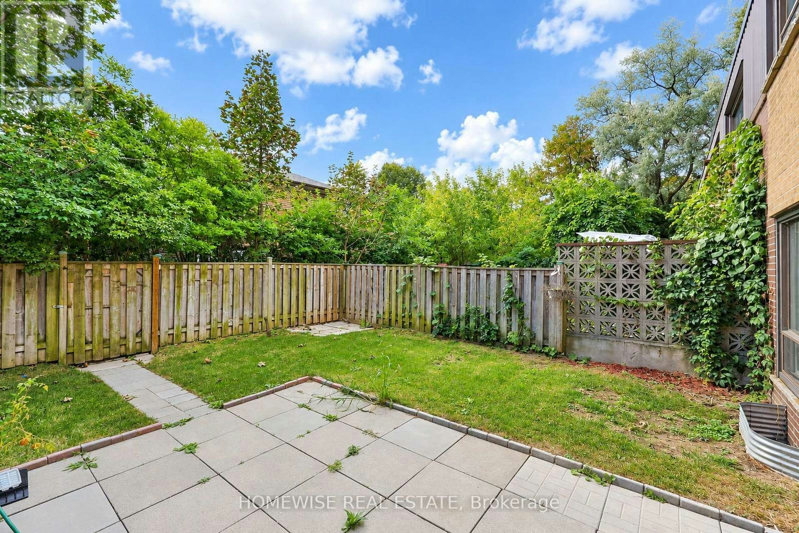 4-45 Swordbill Drive, Toronto, ON, M9A 4V3 - 32