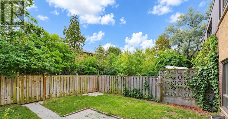 4-45 Swordbill Drive, Toronto, ON, M9A 4V3 - 32
