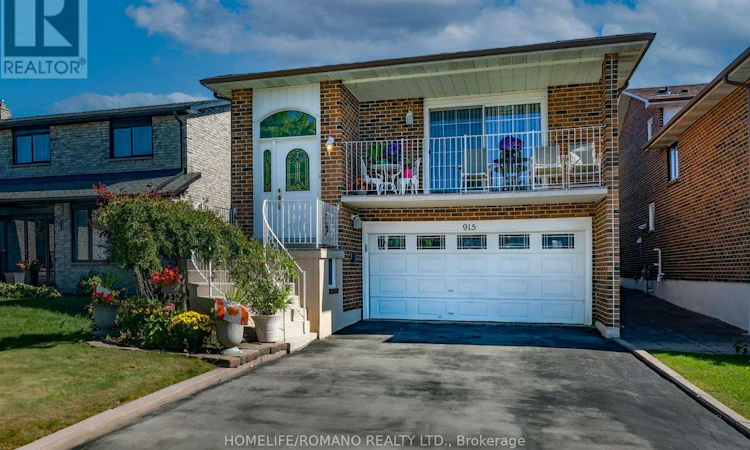 915 Lovingston Crescent