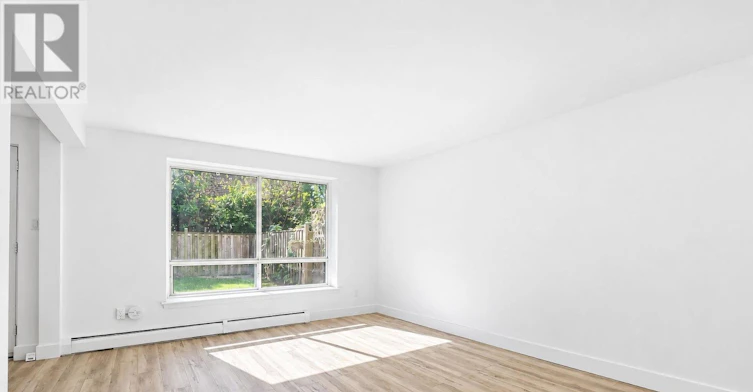 22-35 Swordbill Drive, Toronto, ON, M9A 4V3 - 3