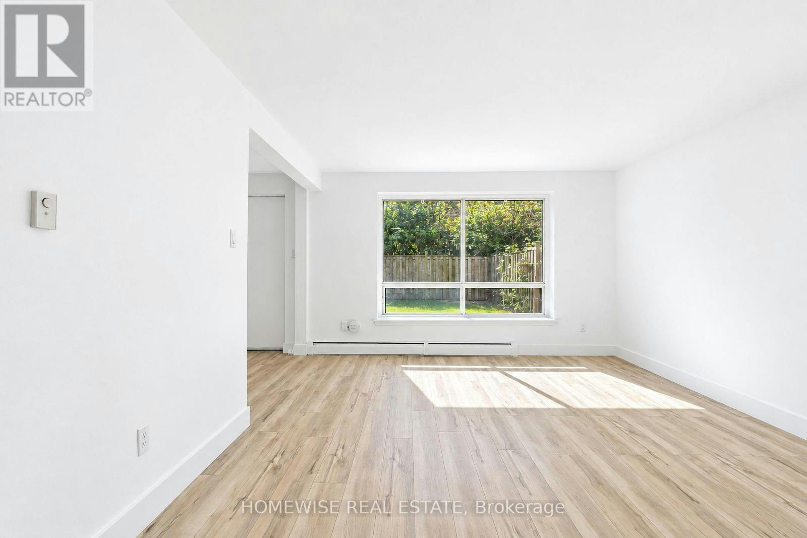 22-35 Swordbill Drive, Toronto, ON, M9A 4V3 - 2