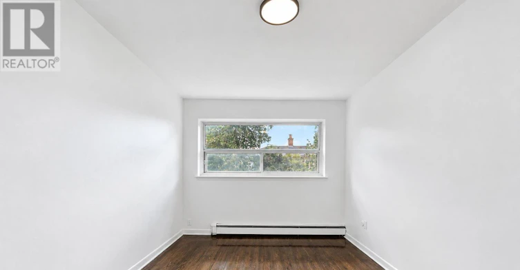 22-35 Swordbill Drive, Toronto, ON, M9A 4V3 - 22