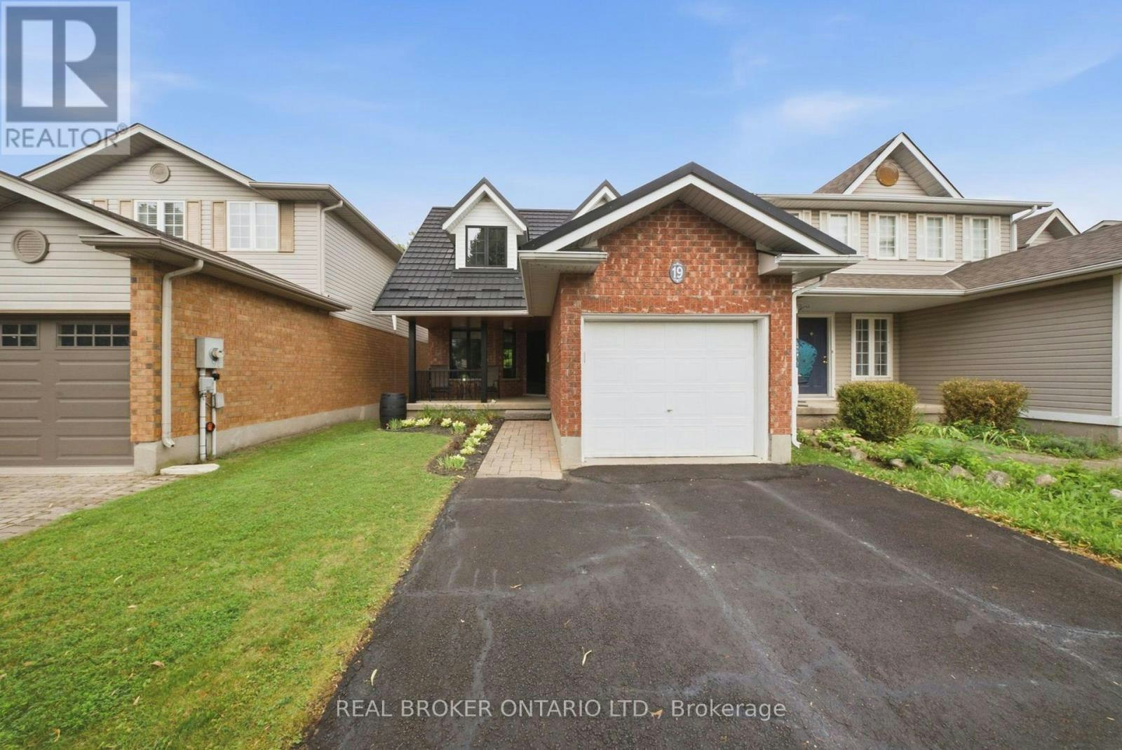 19 Boulder Crescent, Guelph, ON, N1G 5A3
