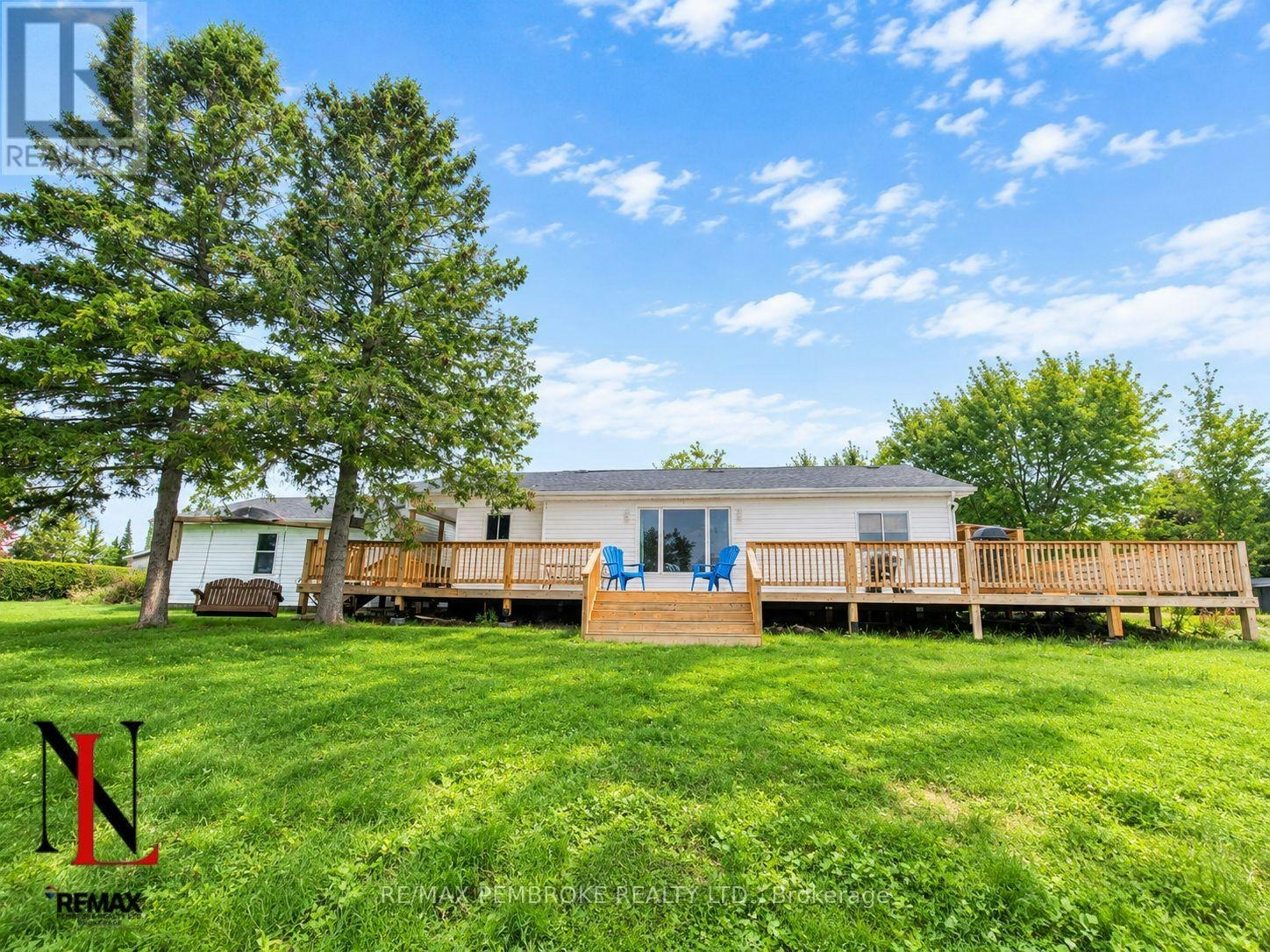2066 La Passe Road, Whitewater Region, ON, K0J 1C0