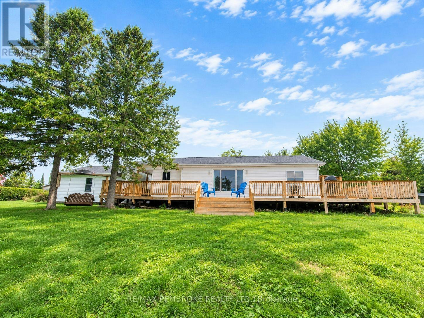 2066 La Passe Road, Whitewater Region, ON, K0J 1C0