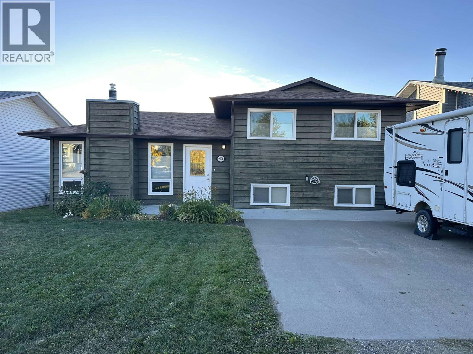 9008 87 Street, Fort St. John, BC, V1J 5H4