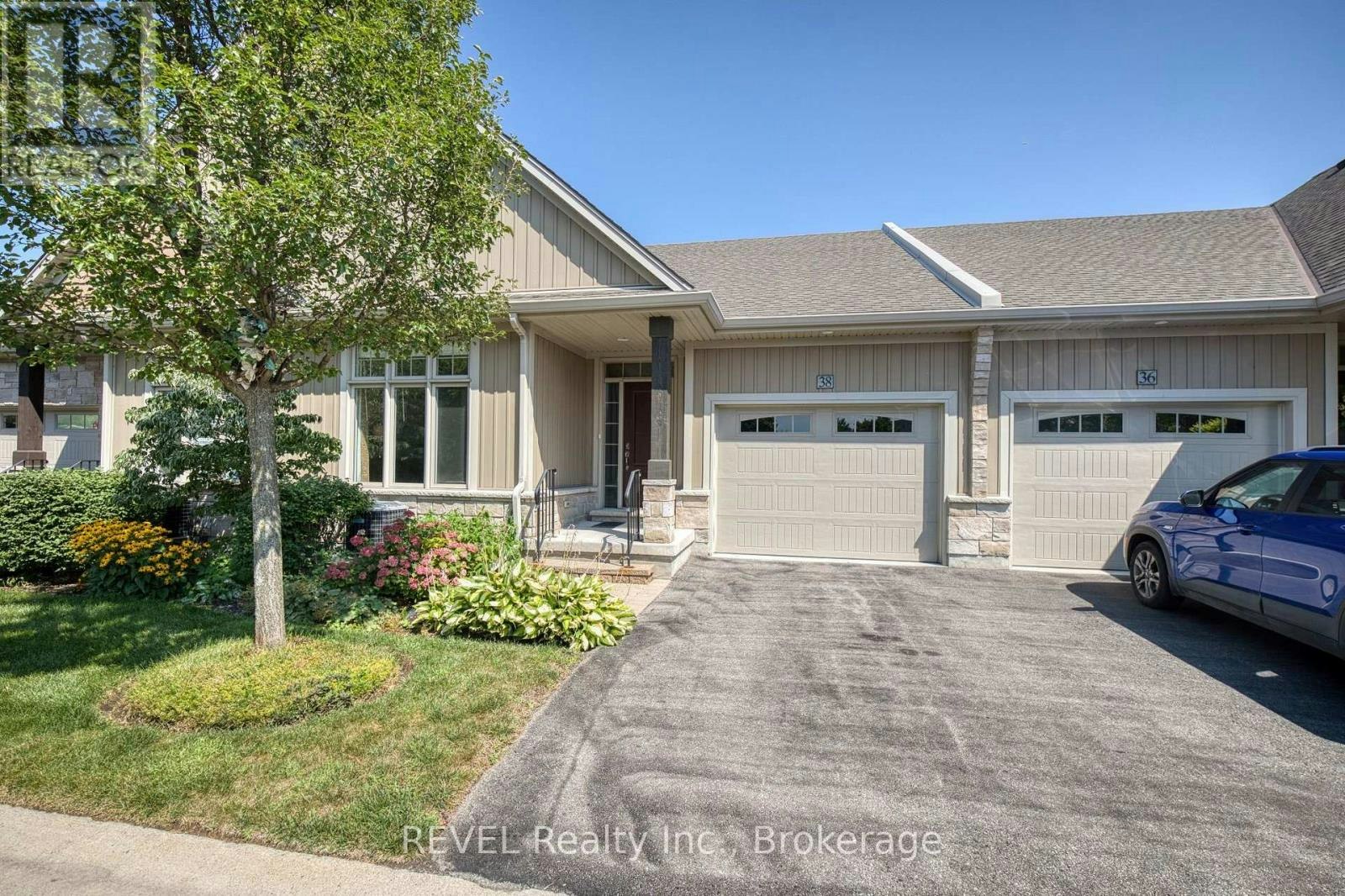 38 Sandalwood Common, St. Catharines, ON, L2M 0B3