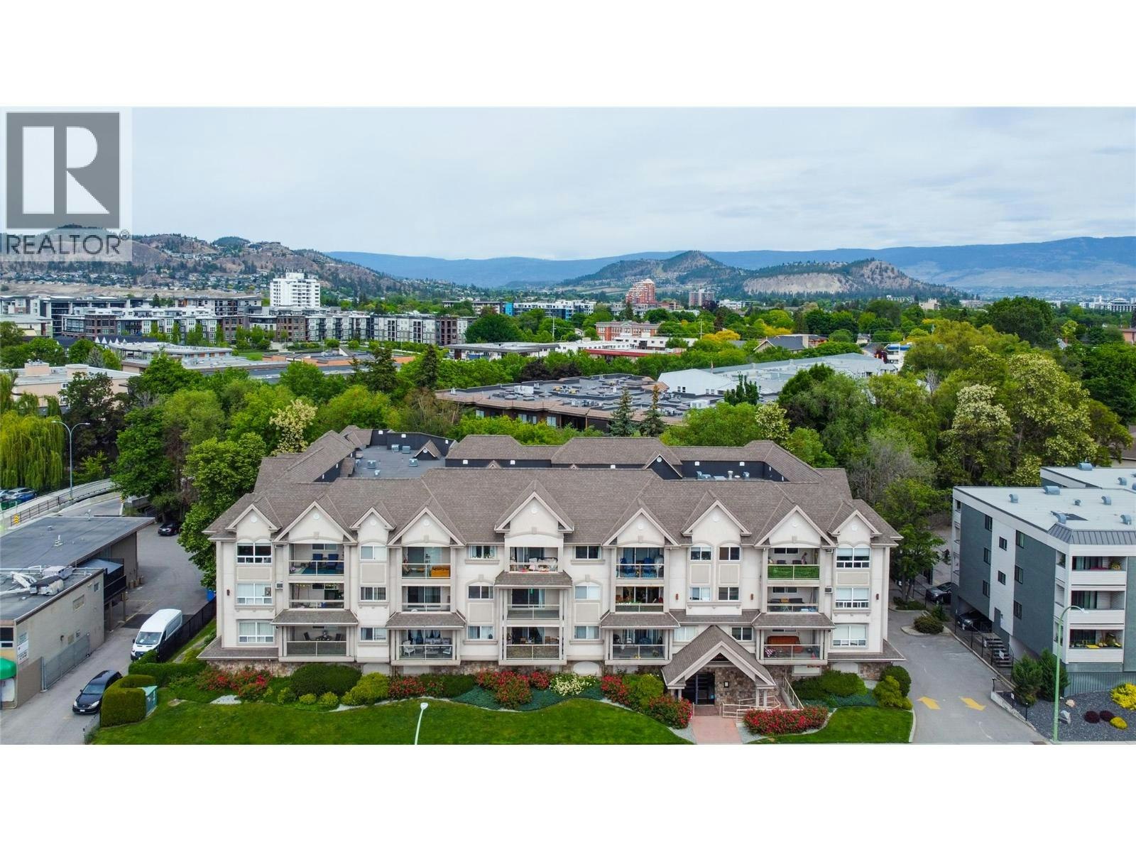 105-1965 Pandosy Street, Kelowna, BC, V1Y 1R9