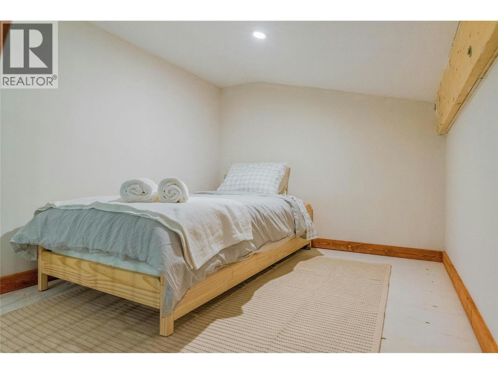 2396 Nault Road, Pass Creek, BC, V1N 4T5 - 55