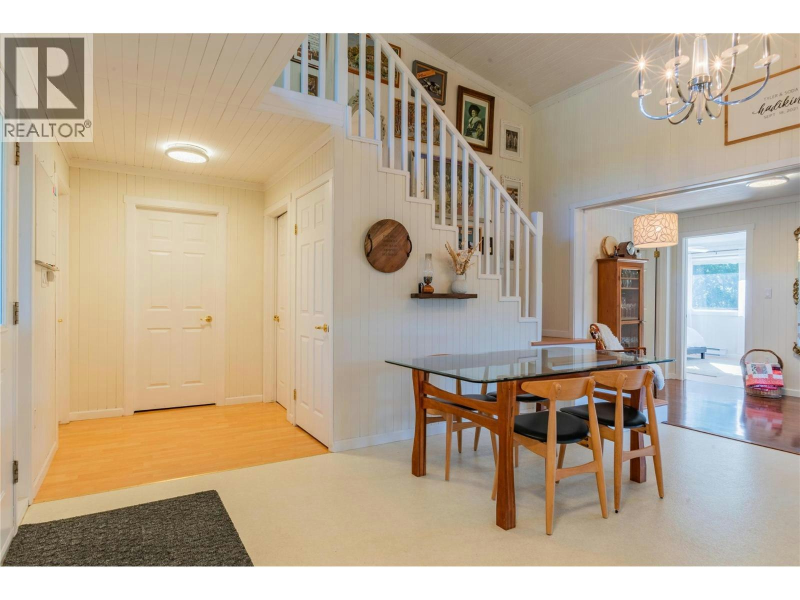 2396 Nault Road, Pass Creek, BC, V1N 4T5 - 12