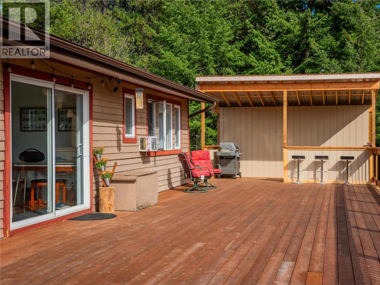 2396 Nault Road, Pass Creek, BC, V1N 4T5 - 38
