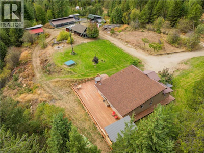 2396 Nault Road - 3
