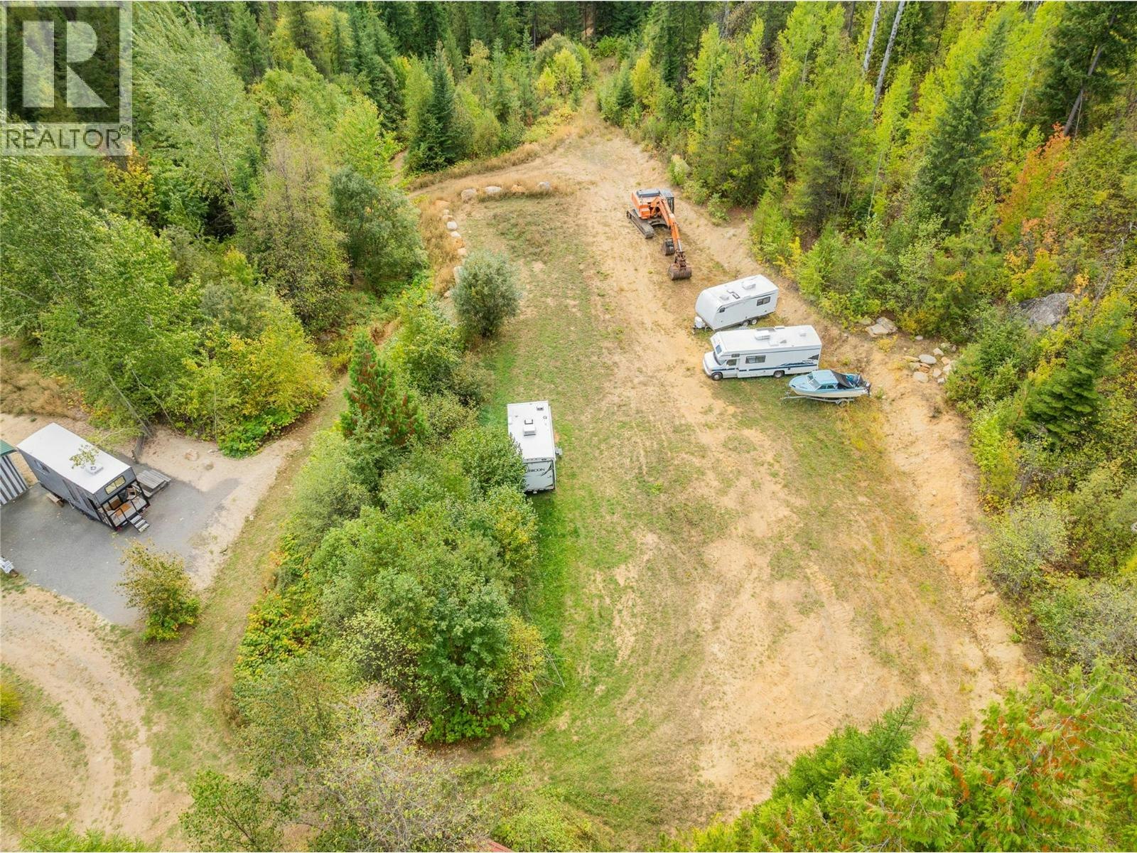 2396 Nault Road - 4