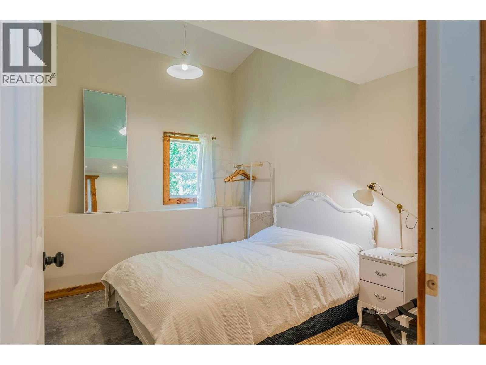 2396 Nault Road, Pass Creek, BC, V1N 4T5 - 56