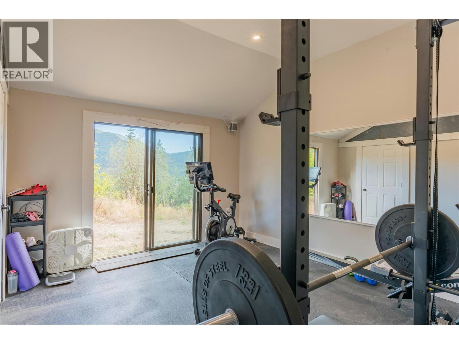 2396 Nault Road, Pass Creek, BC, V1N 4T5 - 42