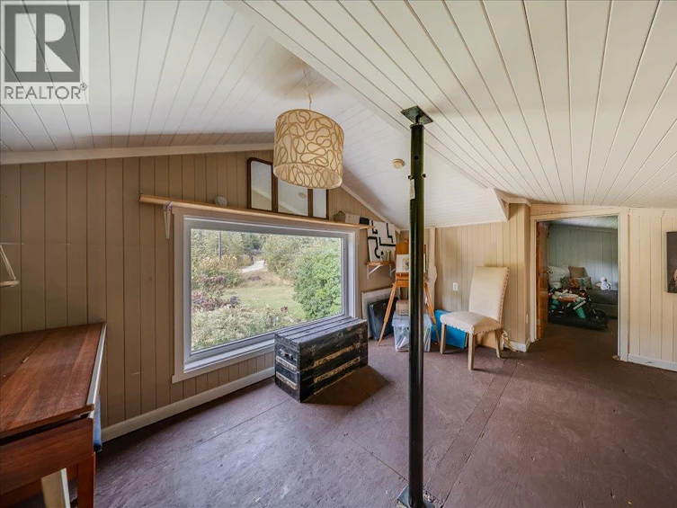 2396 Nault Road, Pass Creek, BC, V1N 4T5 - 31