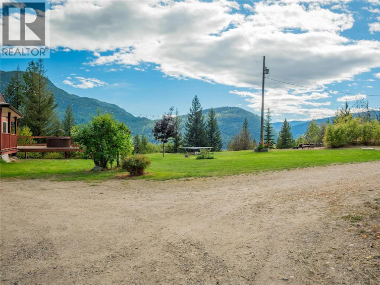 2396 Nault Road, Pass Creek, BC, V1N 4T5 - 58