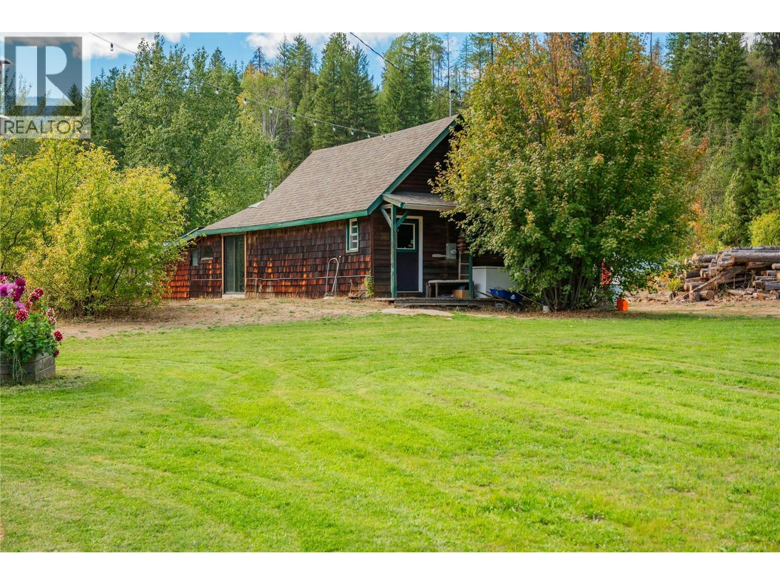 2396 Nault Road, Pass Creek, BC, V1N 4T5 - 40