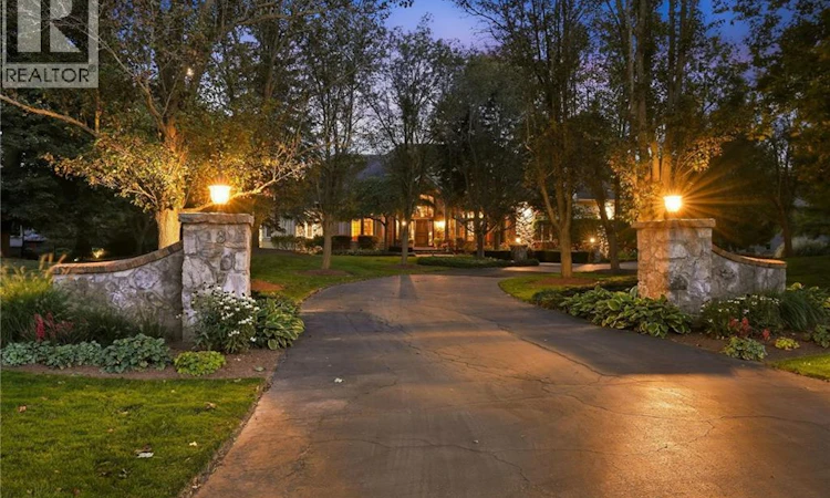 18 Blackberry Place