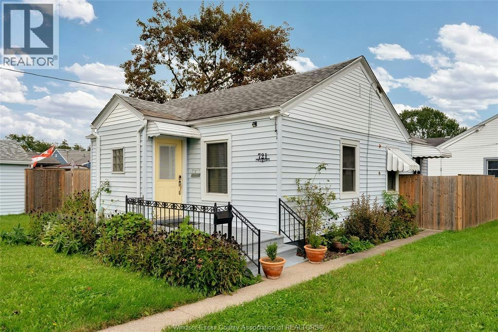 721 Lens Avenue, Windsor, ON, N8W 1L1