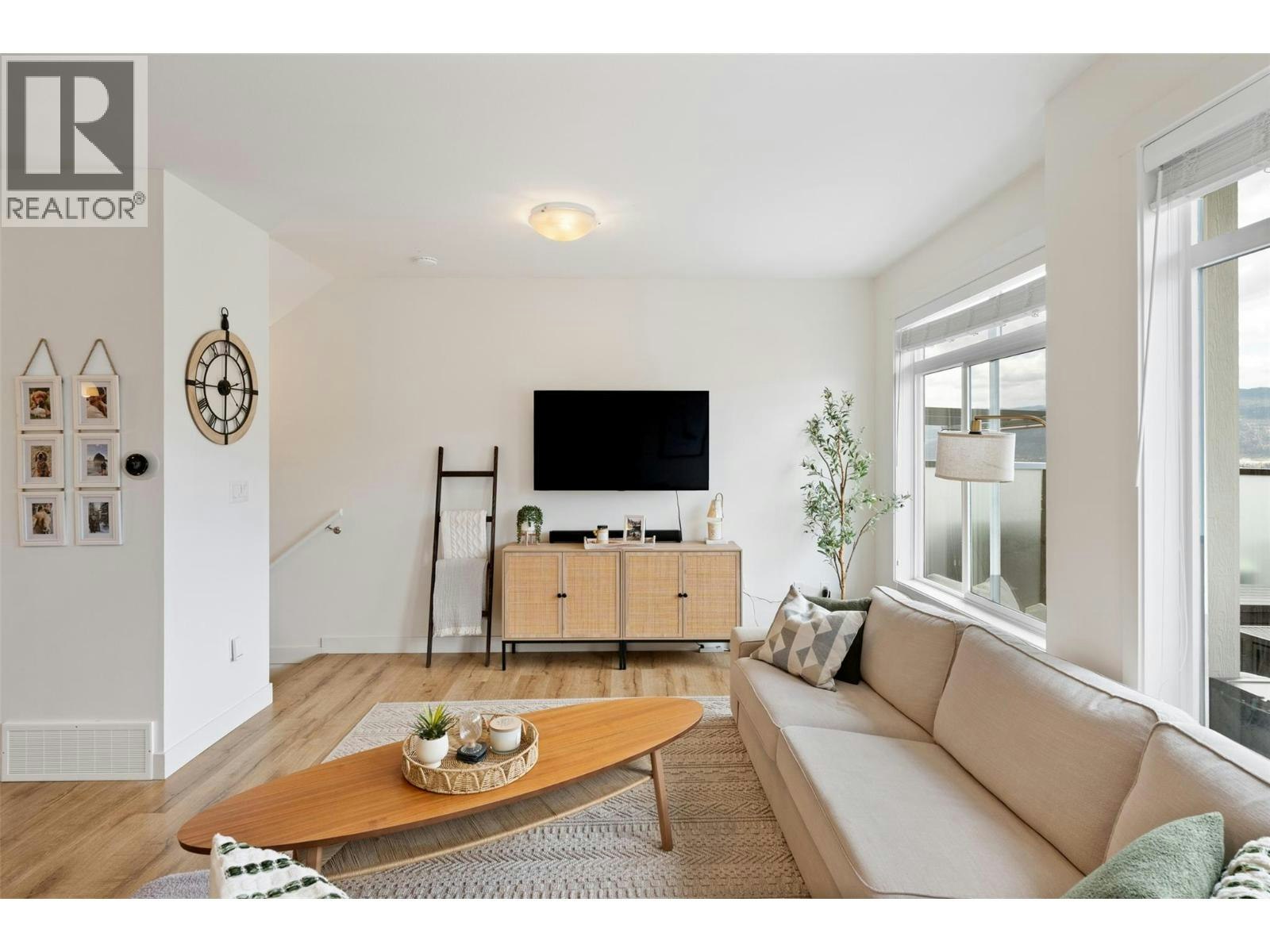 118-1115 Holden Road, Penticton, BC, V2A 0B7 - 6