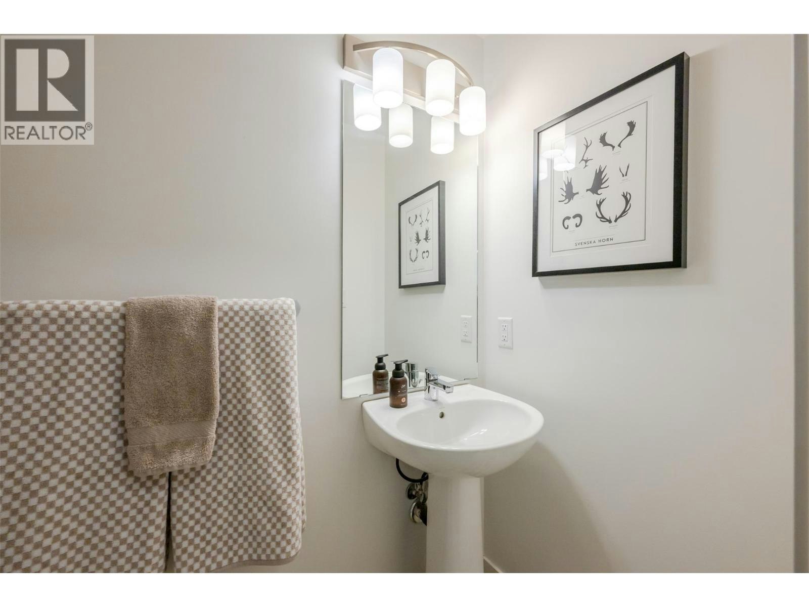 118-1115 Holden Road, Penticton, BC, V2A 0B7 - 16