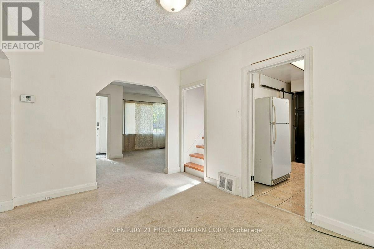 407 Boler Road, London, ON, N6K 2K6 - 15