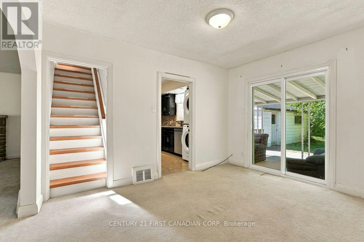 407 Boler Road, London, ON, N6K 2K6 - 14