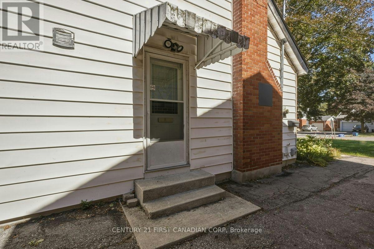 407 Boler Road, London, ON, N6K 2K6 - 42