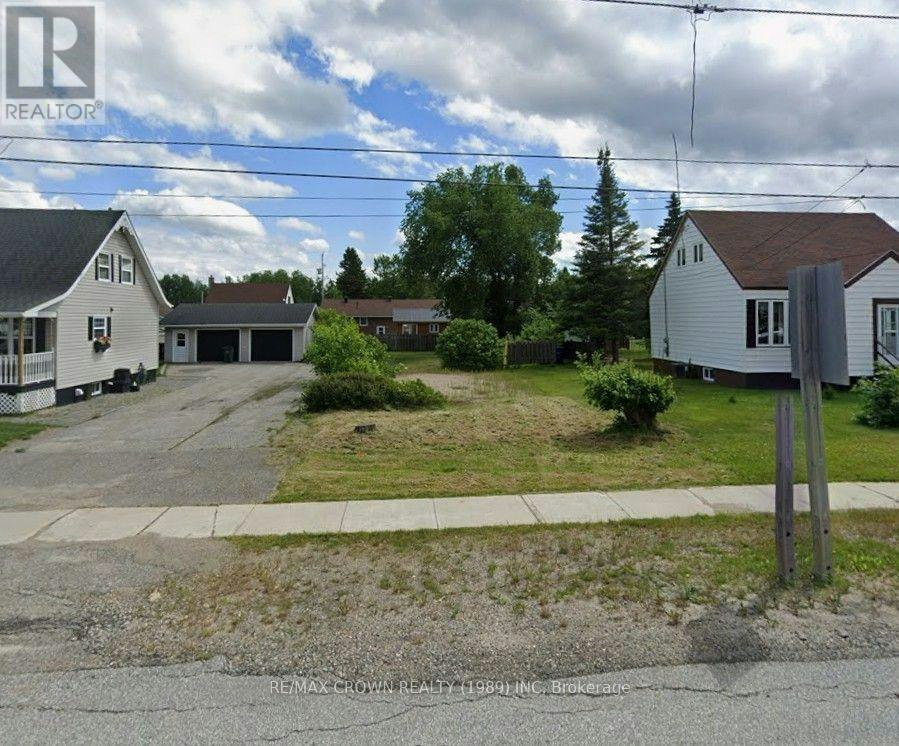 23 11 Highway, Smooth Rock Falls, ON, P0L 2B0