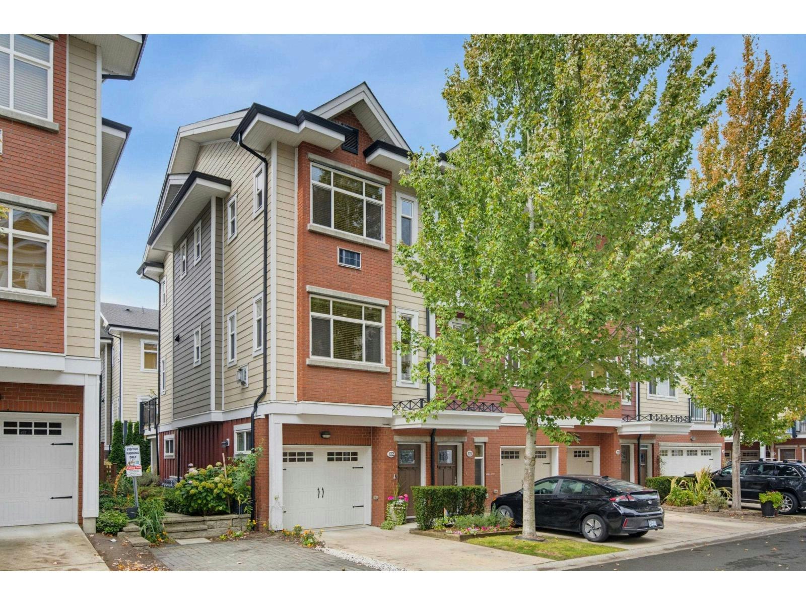 122-8068 207 Street, Langley, BC, V2Y 0M9