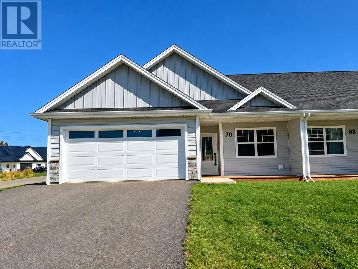 70 Kelly Heights, Stratford, PE, C1B 4M2