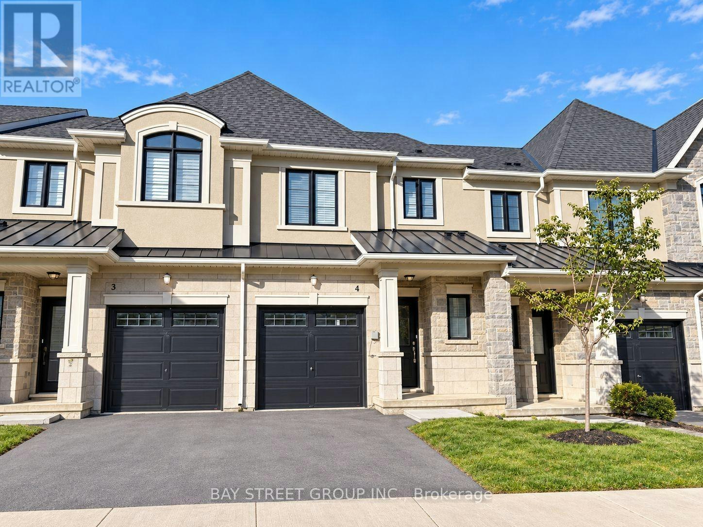 4-30 Mia Drive, Hamilton, ON, L9B 0K1 - 3