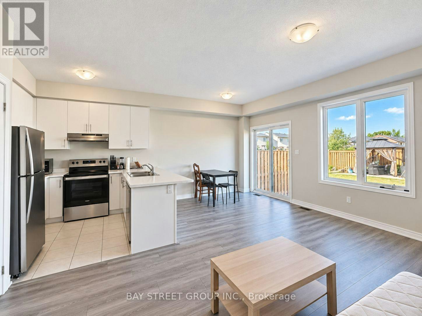 4-30 Mia Drive, Hamilton, ON, L9B 0K1 - 9