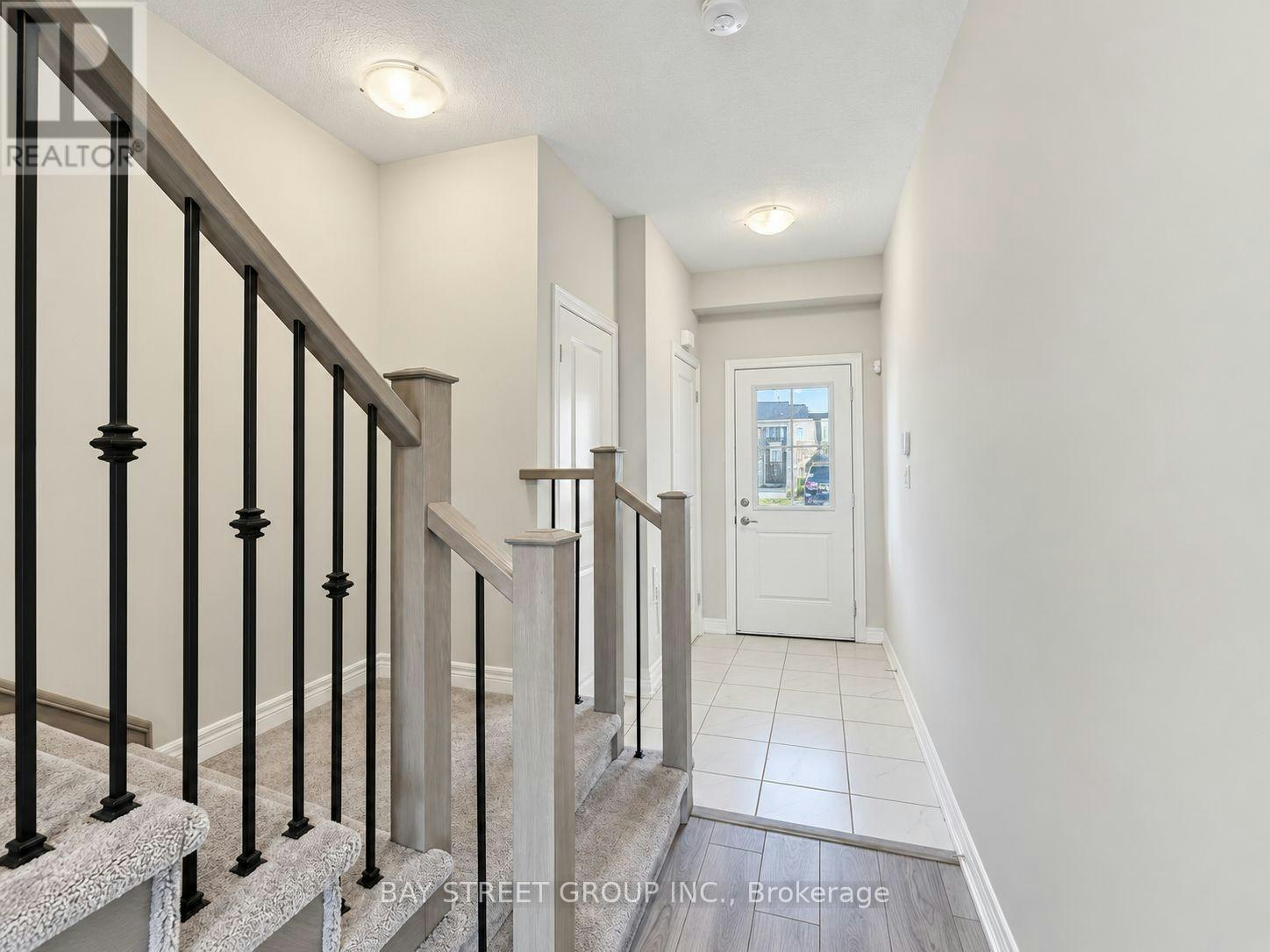 4-30 Mia Drive, Hamilton, ON, L9B 0K1 - 5