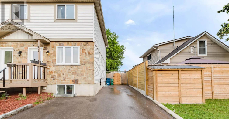 67 Kinzie Avenue, Kitchener, ON, N2A 2J6 - 29