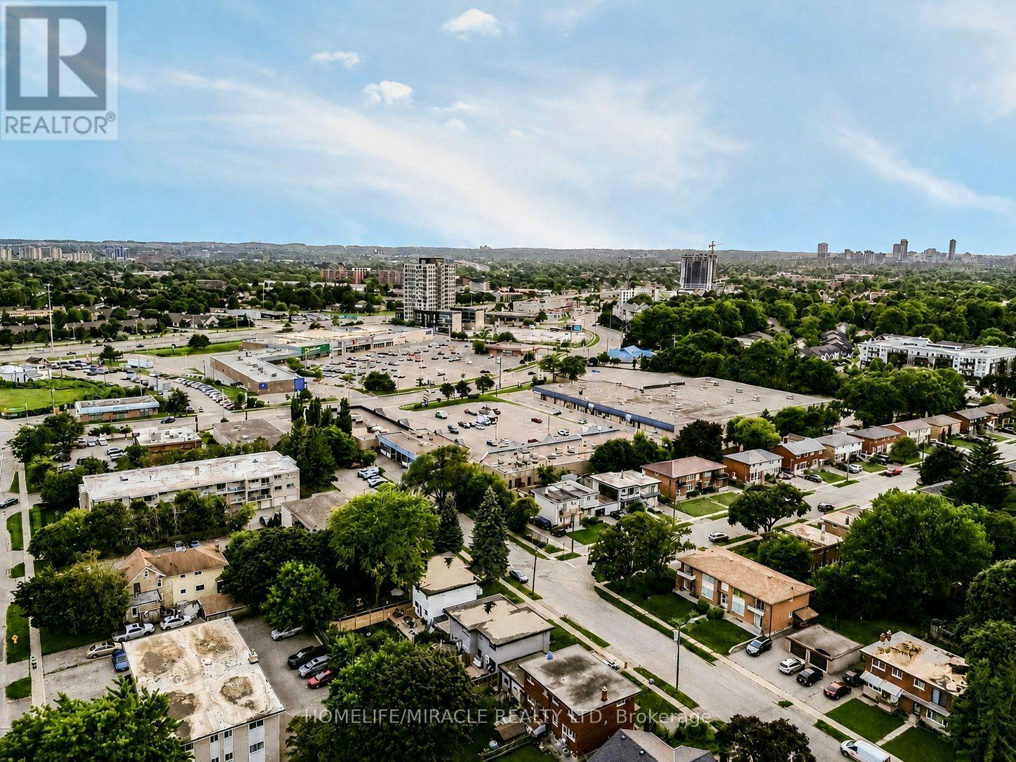 67 Kinzie Avenue, Kitchener, ON, N2A 2J6 - 32