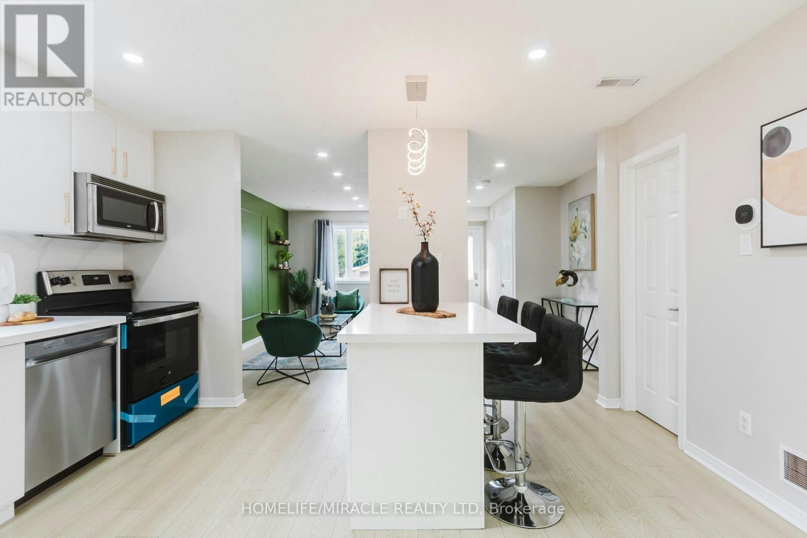67 Kinzie Avenue, Kitchener, ON, N2A 2J6 - 9