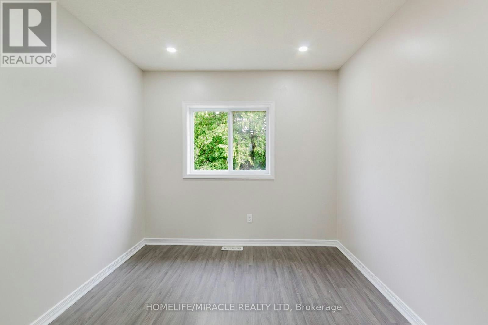 67 Kinzie Avenue, Kitchener, ON, N2A 2J6 - 24