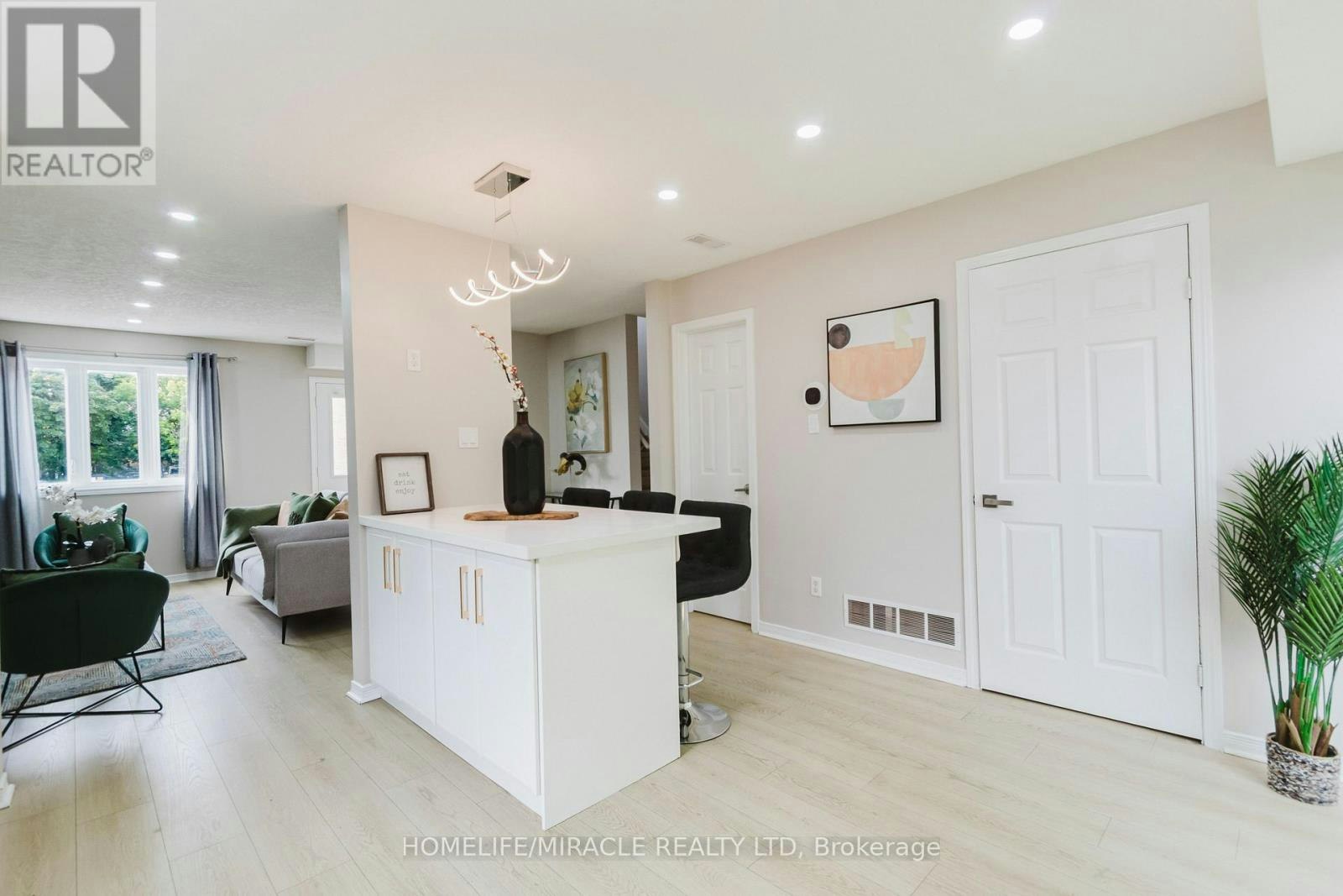 67 Kinzie Avenue, Kitchener, ON, N2A 2J6 - 11