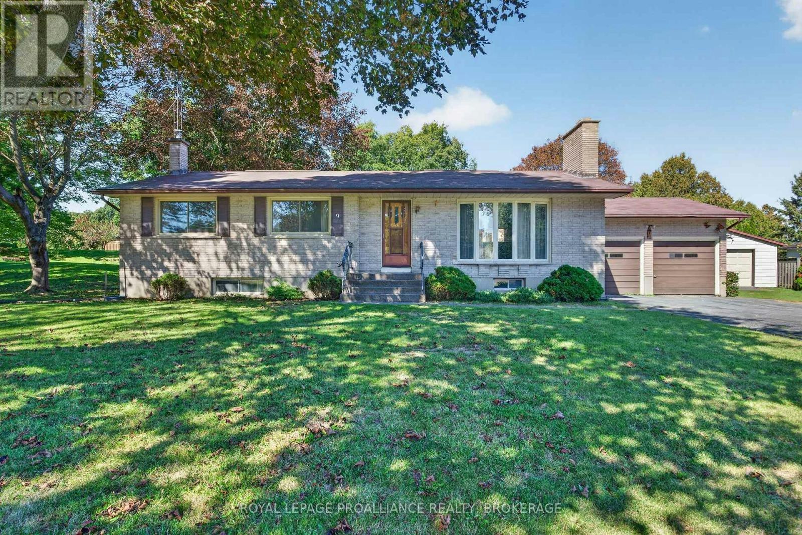 9 Dianna Street, Kingston, ON, K7L 4V1