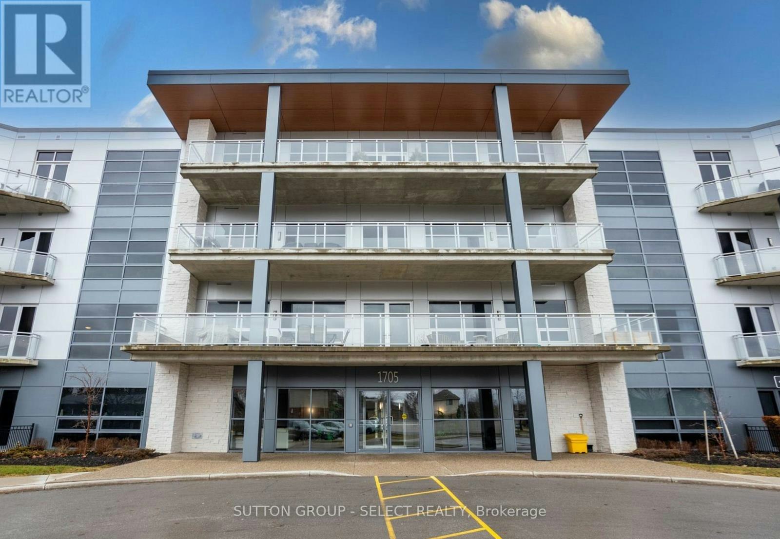 300-1705 Fiddlehead Place, London, ON, N6G 5M6 - 2