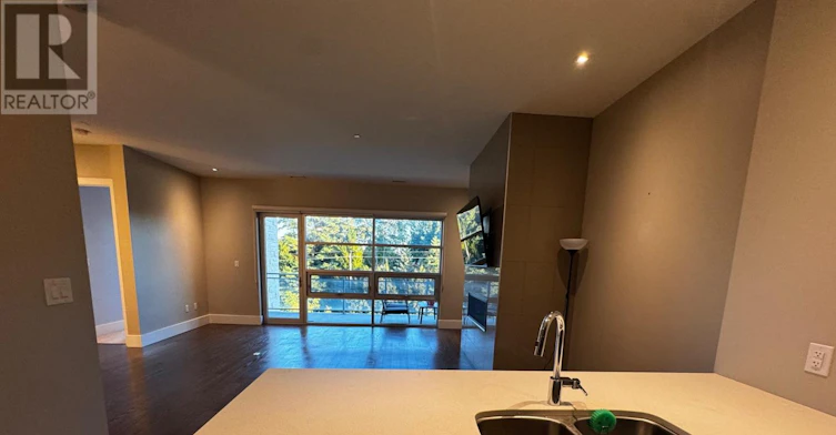 300-1705 Fiddlehead Place, London, ON, N6G 5M6 - 13