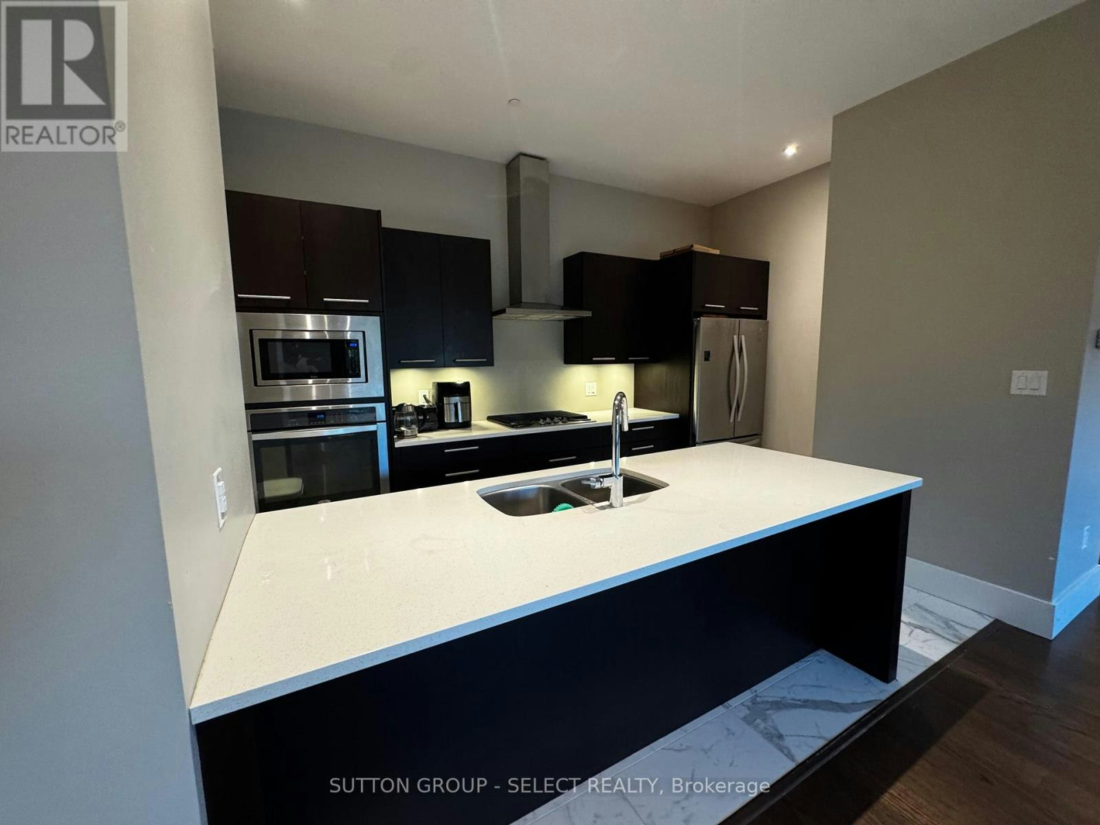 300-1705 Fiddlehead Place, London, ON, N6G 5M6 - 11
