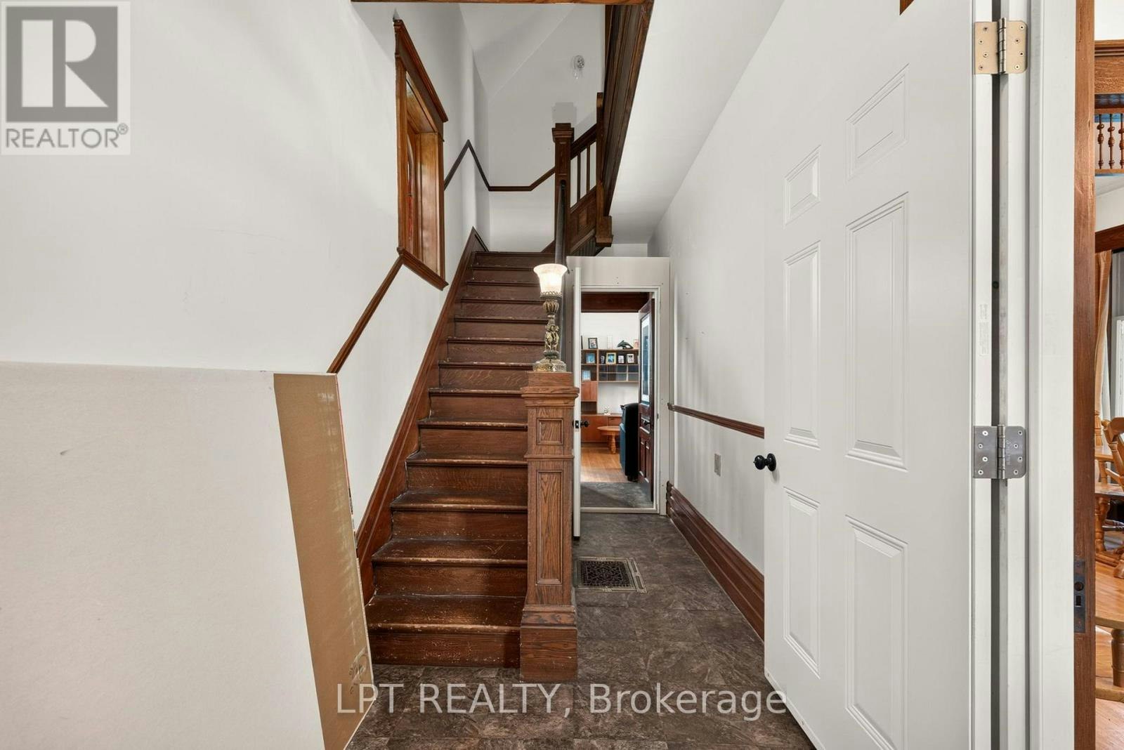 277 Andrew Street, Exeter, ON, N0M 1S7 - 8